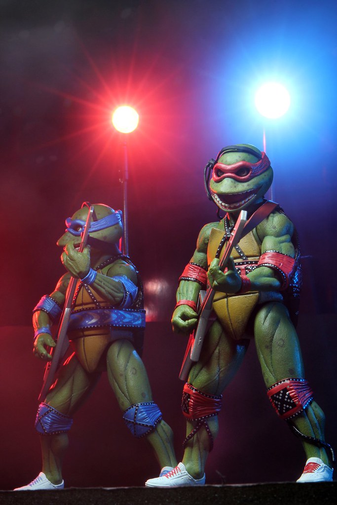 搖滾巨星造型登場！ NECA《忍者龜：Coming Out Of Their Shells Tour》7 吋可動人偶套組【2020 SDCC 限定】