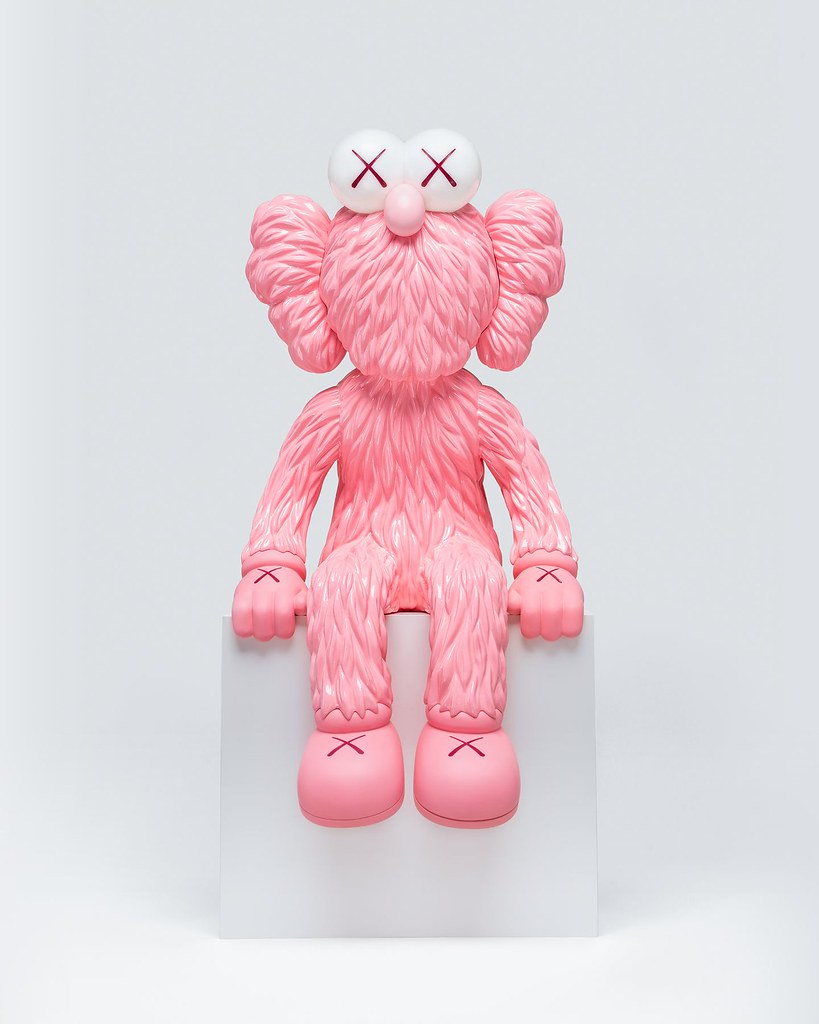 粉紅BFF突襲！AllRightsReserverd x KAWS 合作推出粉紅色「KAWS SEEING