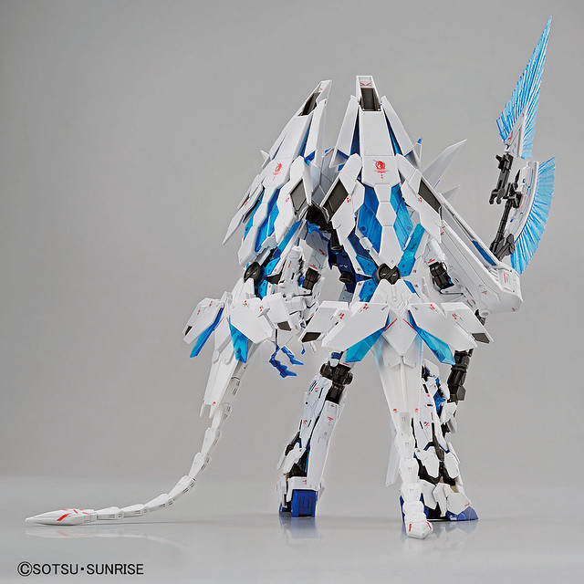 【GUNDAM BASE限定】RG 1/144《機動戰士鋼彈UC》完全裝備型獨角獸鋼彈（ユニコーンガンダム ペルフェクティビリティ）