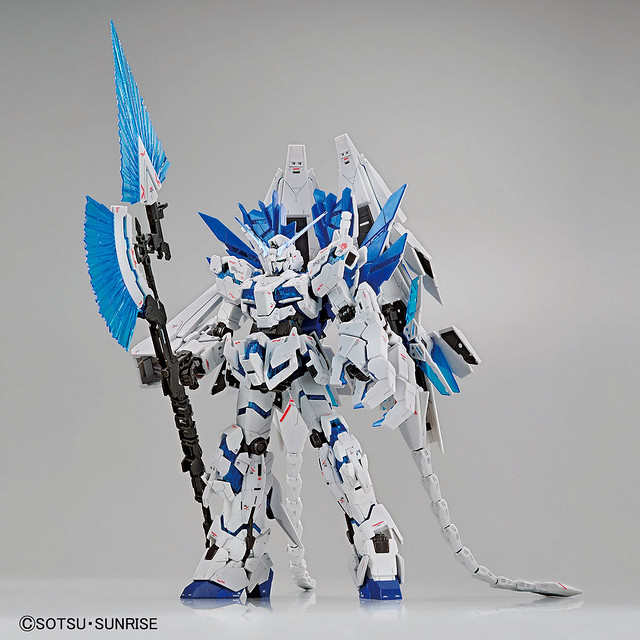 【GUNDAM BASE限定】RG 1/144《機動戰士鋼彈UC》完全裝備型獨角獸鋼彈（ユニコーンガンダム ペルフェクティビリティ）