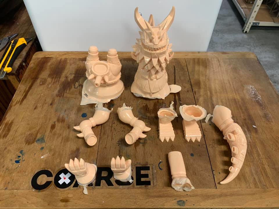 覆蓋重甲的怪獸即將來襲！ T9G 怪獸軟膠最新作「鐵甲Rangeas」（メカランジアス）試作品曝光！