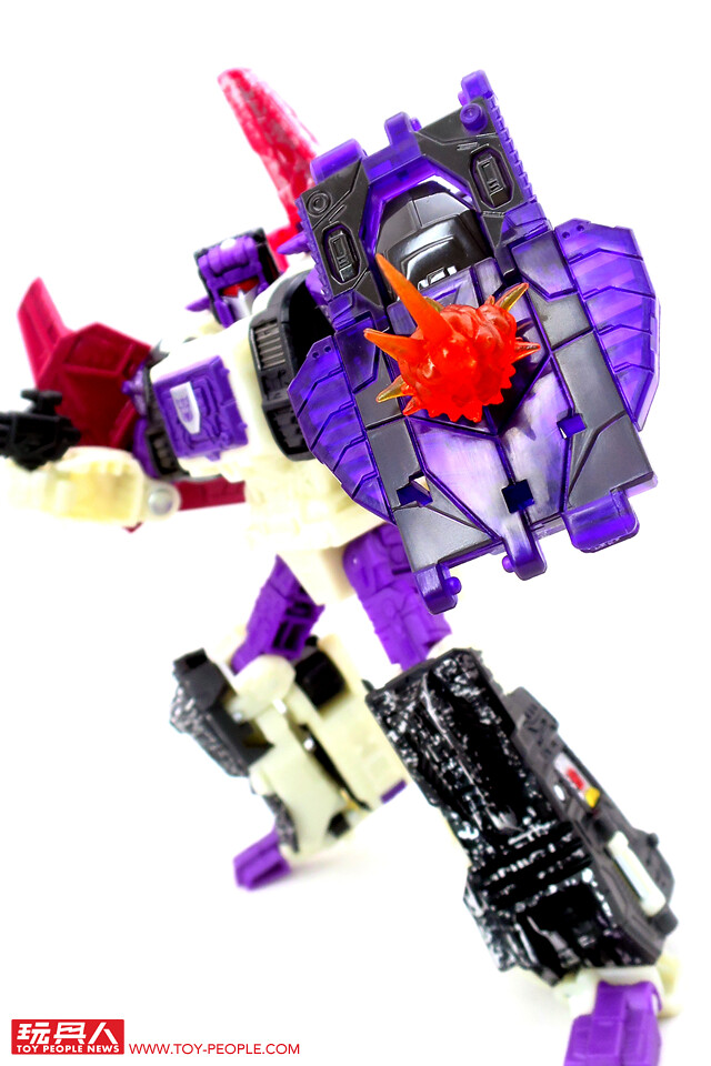 暢快體驗經典人氣角色的新詮釋!孩之寶變形金剛經典世代系列塞博坦之戰「地球崛起」第二波 開箱報告