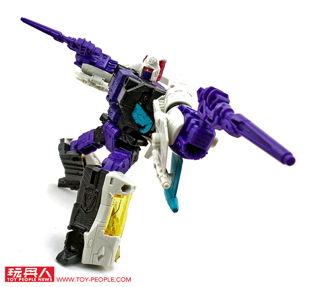 暢快體驗經典人氣角色的新詮釋!孩之寶變形金剛經典世代系列塞博坦之戰「地球崛起」第二波 開箱報告