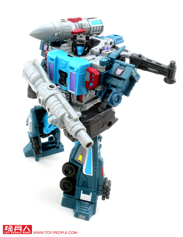 暢快體驗經典人氣角色的新詮釋!孩之寶變形金剛經典世代系列塞博坦之戰「地球崛起」第二波 開箱報告