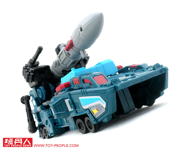 暢快體驗經典人氣角色的新詮釋!孩之寶變形金剛經典世代系列塞博坦之戰「地球崛起」第二波 開箱報告