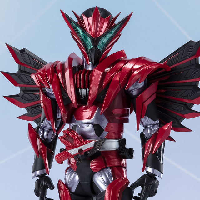 S.H.Figuarts「假面騎士迅 燃燒獵隼」重生的不死鳥預計明年 01 月發售！
