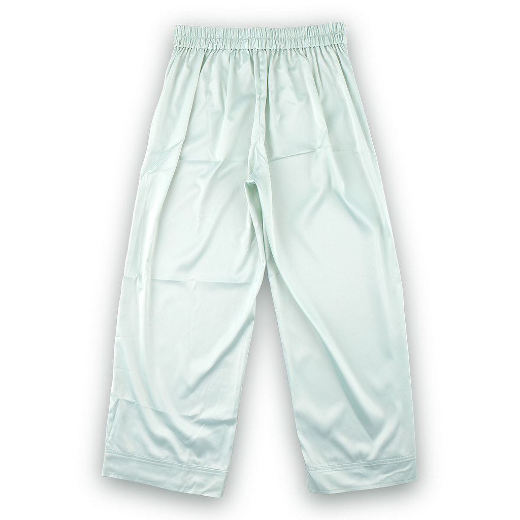 萬代推出《鬼滅之刃》劇中的「蝶屋敷睡衣」！還有什麼不能商品化？