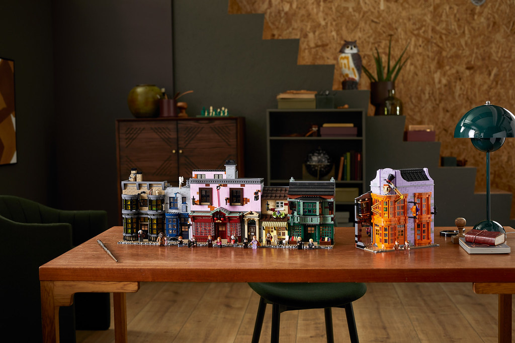 LEGO 75978《哈利波特》斜角巷！長度超過一公尺的魔幻商店街正式登場
