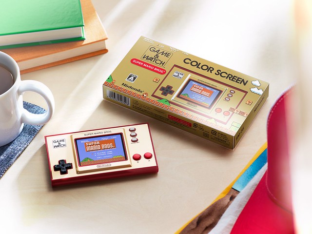 經典作品之完美結合！任天堂推出超級瑪利歐35周年紀念版Game&Watch主機