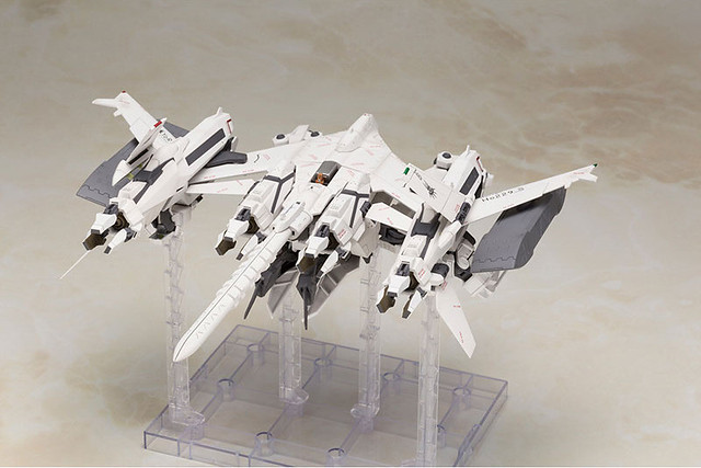 尼爾：自動人形「2B &amp; 飛行裝置 Ho229 Type-B」組裝模型情報釋出！