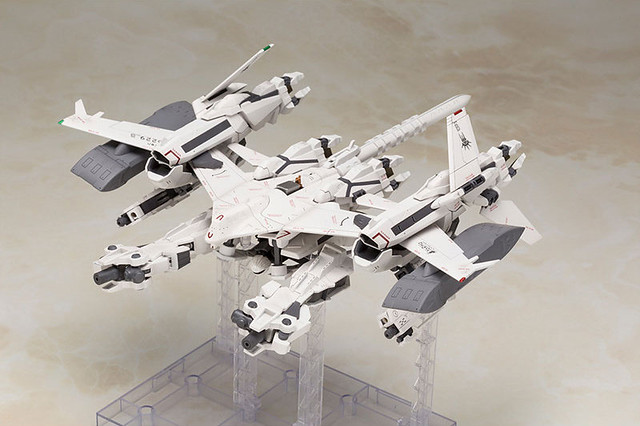 尼爾：自動人形「2B &amp; 飛行裝置 Ho229 Type-B」組裝模型情報釋出！