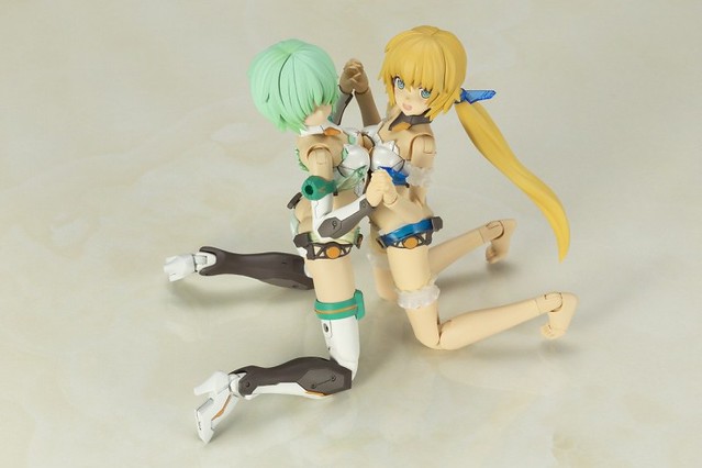 可愛泳裝造型登場!壽屋《骨裝機娘》白皙魔鷲 SUMMER VACATION Ver.