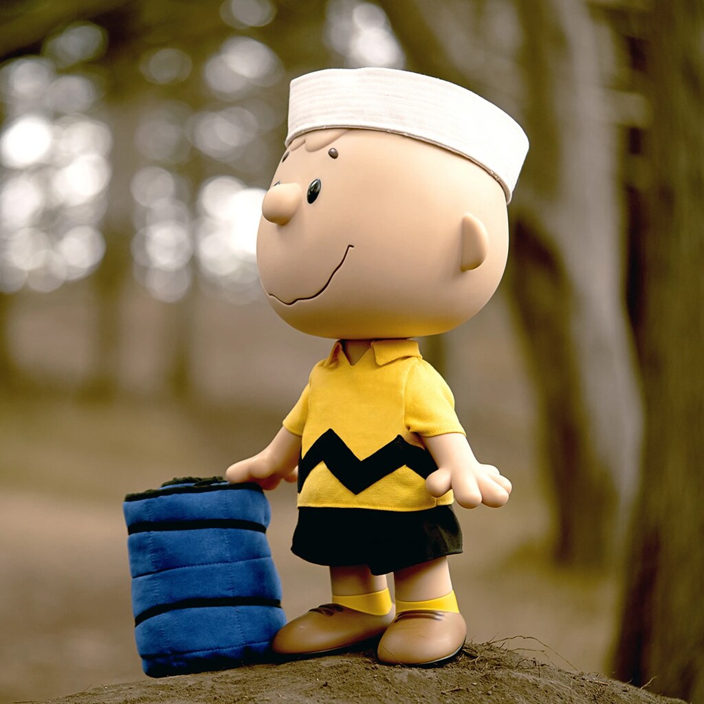 SUPER7 40公分高【查理·布朗】搪膠人偶發表!露營必備玩具就決定是你了