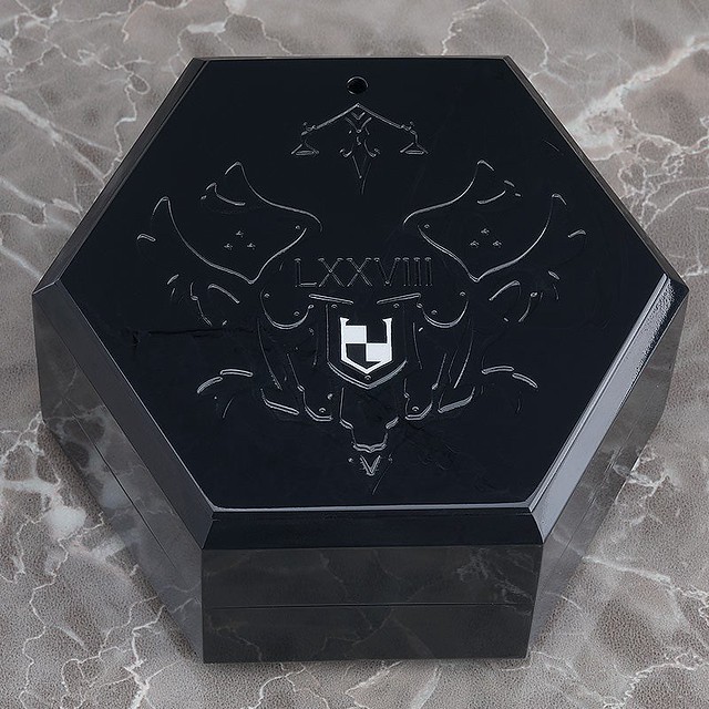 純潔的兩極之器《chitocerium》第四彈『XCIX-albere &amp; C-efer』組裝模型