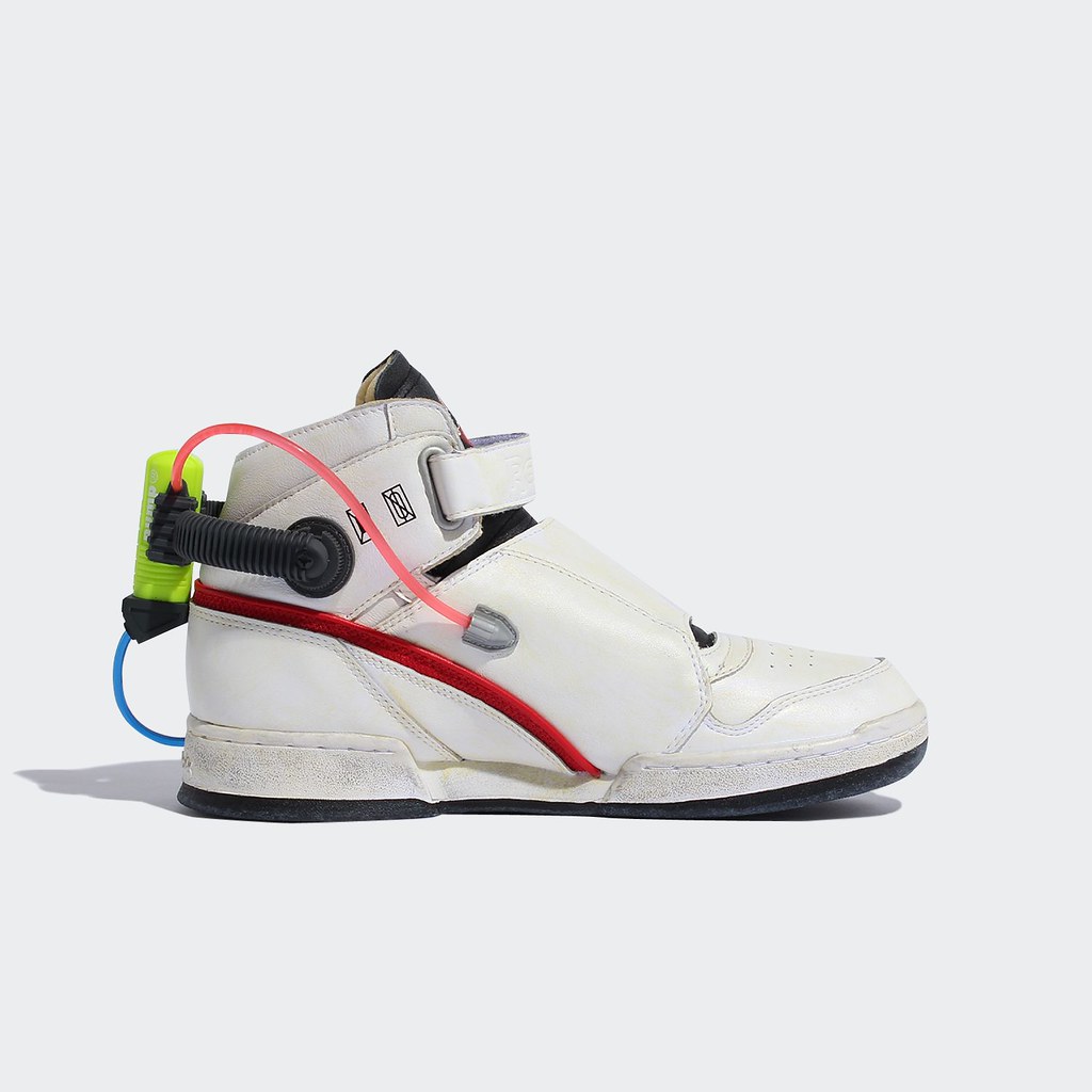 Reebok ×《魔鬼剋星》聯名鞋款、服飾 全品項完整公開!抓鬼經典元素注入