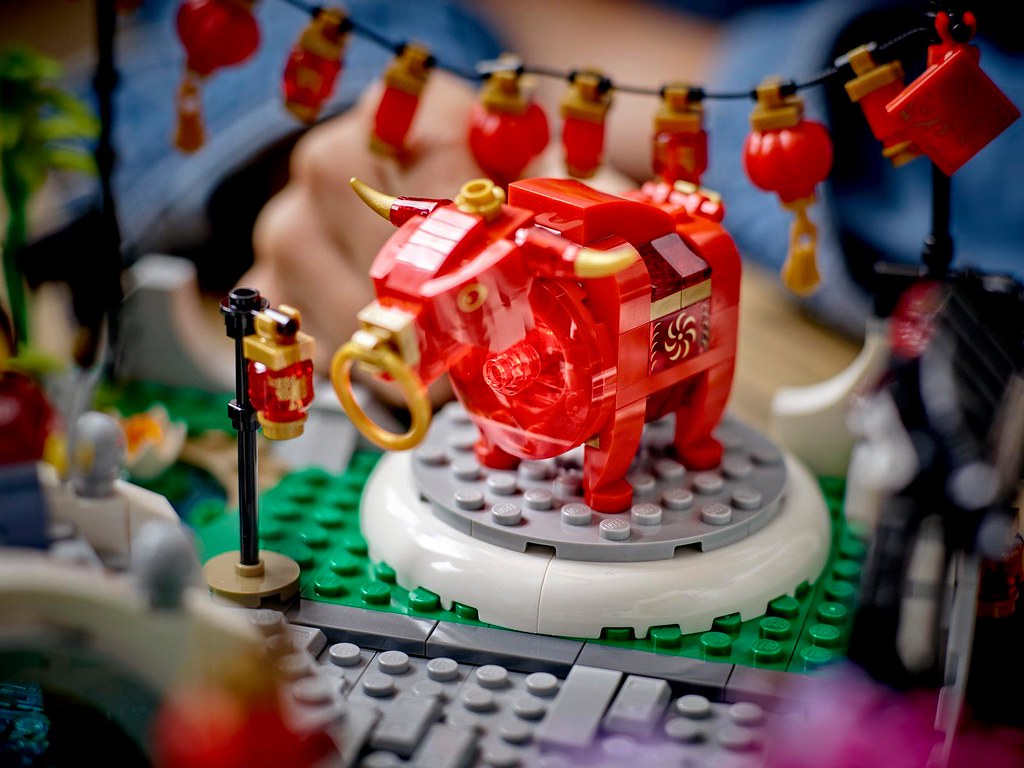 LEGO 三款2021年農曆春節主題盒組發表!會發光的紅牛雕像模型、搶眼年獸登場