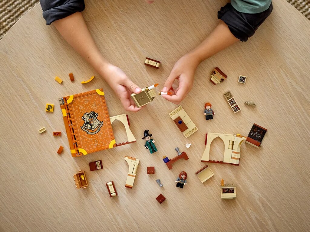 LEGO 76382~76385《哈利波特》Hogwarts Moment 四款盒組發表!翻開課本一起學習魔法吧~