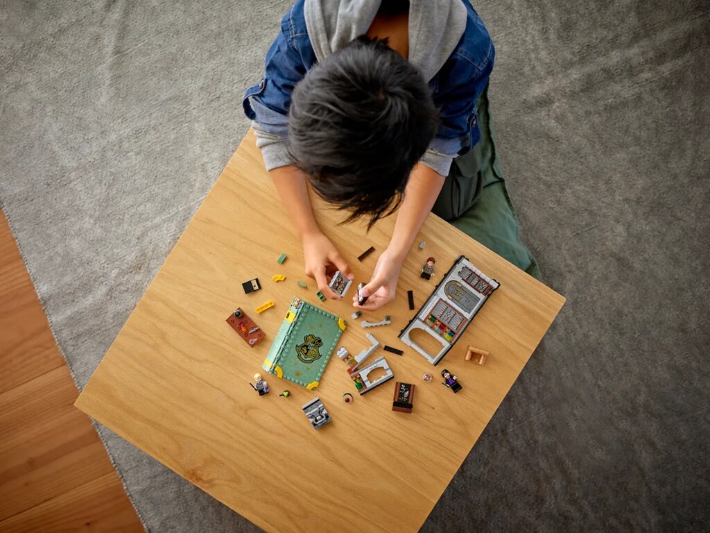 LEGO 76382~76385《哈利波特》Hogwarts Moment 四款盒組發表!翻開課本一起學習魔法吧~
