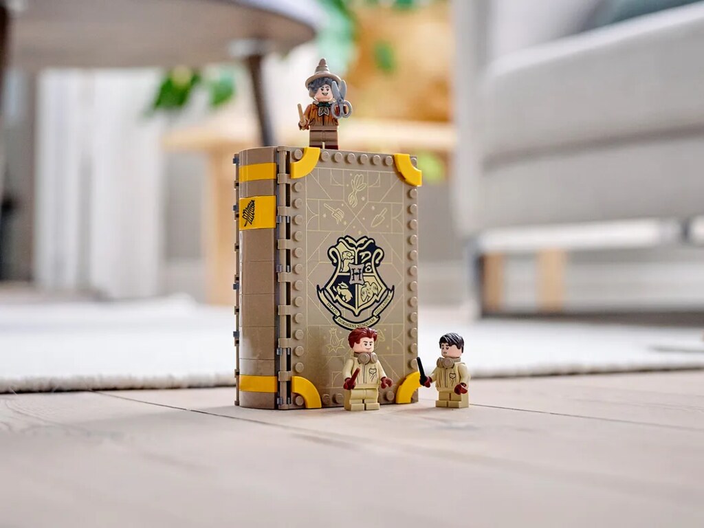 LEGO 76382~76385《哈利波特》Hogwarts Moment 四款盒組發表!翻開課本一起學習魔法吧~