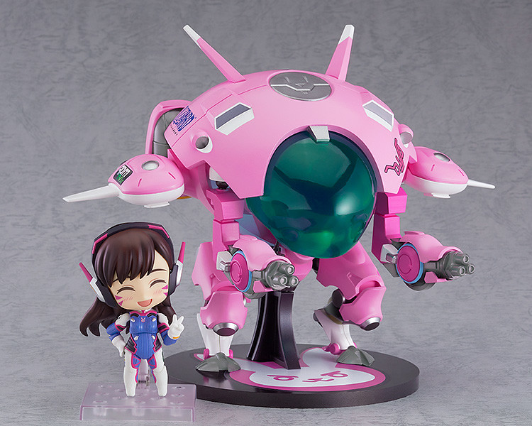 巨大黏土人《鬥陣特攻》戰鬥機甲「MEKA 經典造型版」系統運行中!D.Va準備戰鬥!
