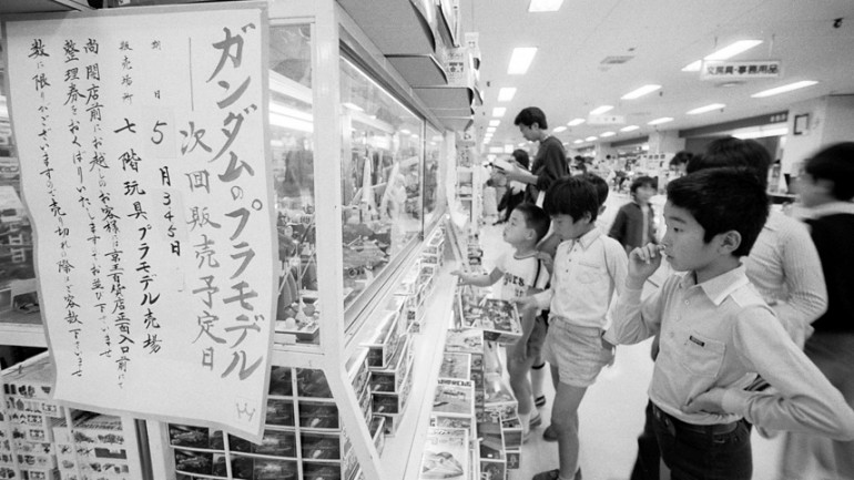 這一切都是時代的眼淚：「鬼滅世代」的新風、「鋼彈世代」的憂鬱