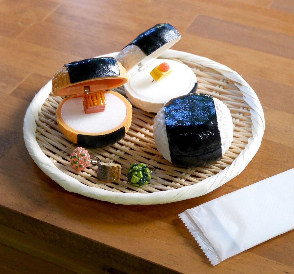 奇譚俱樂部【飯糰餡料戒指第三彈】主打圓形飯糰外盒、餡料更加多元！