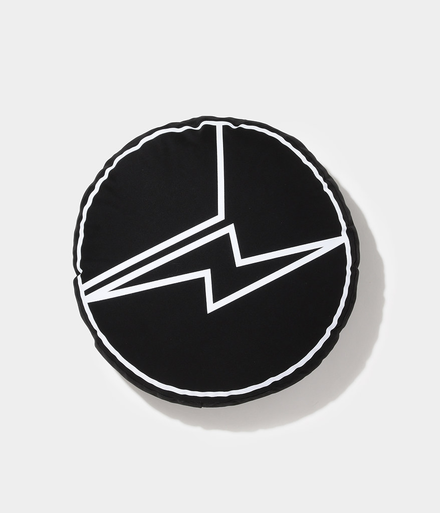 藤原浩×寶可夢 黑魂潮流「THUNDERBOLT PROJECT TAIPEI」快閃店來了！黑色喵喵台北限定登場