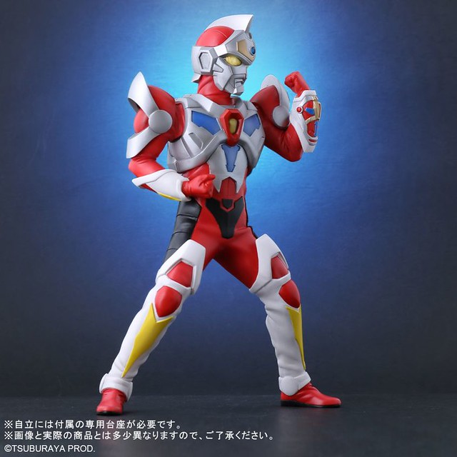 大怪獸系列「電光超人古立特」明年05月推出 忠實再現劇中造型、雙眼可發光！