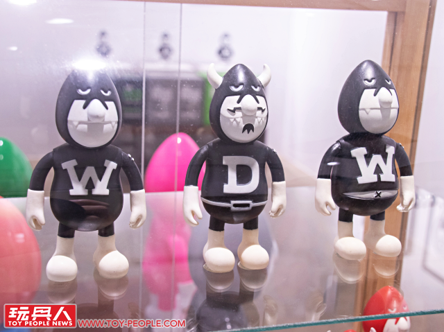 WDW【Make Someone Happy Today】展覽 at The little hut 現場報導 橫跨十五年的經典再次復活!