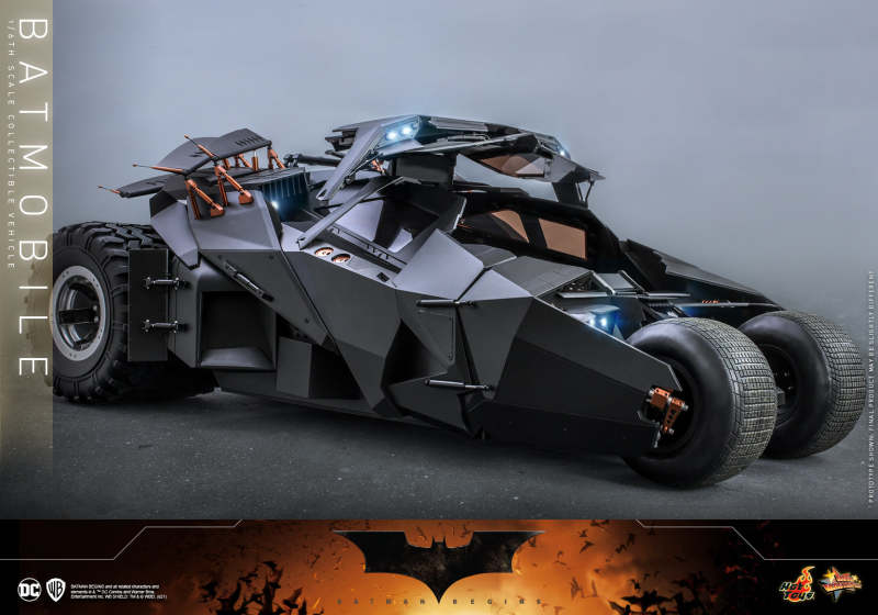 Hot Toys《蝙蝠俠:開戰時刻》蝙蝠車(Batmobile)1/6 比例載具