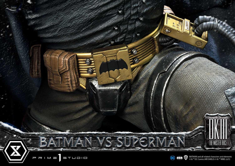 Prime 1 Studio《蝙蝠俠：黑暗騎士歸來》蝙蝠俠大戰超人（バットマンVSスーパーマン）1/3 比例全身雕像 普通版/DX版