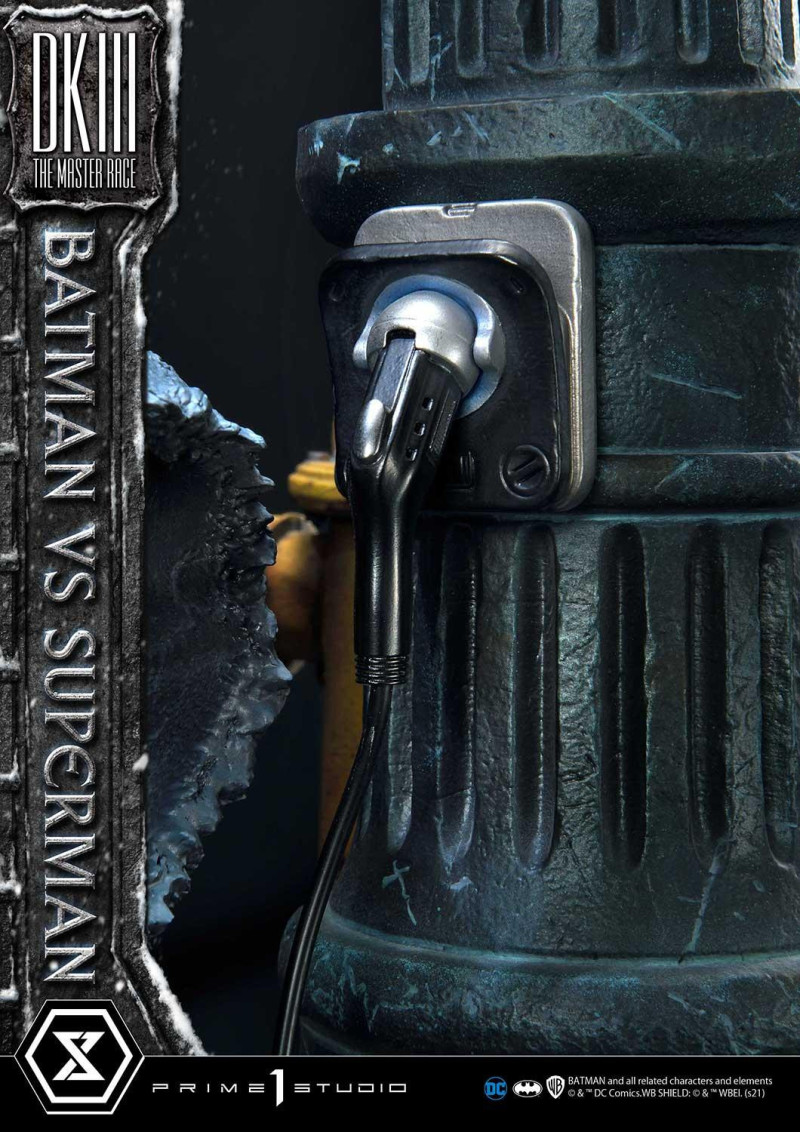 Prime 1 Studio《蝙蝠俠：黑暗騎士歸來》蝙蝠俠大戰超人（バットマンVSスーパーマン）1/3 比例全身雕像 普通版/DX版