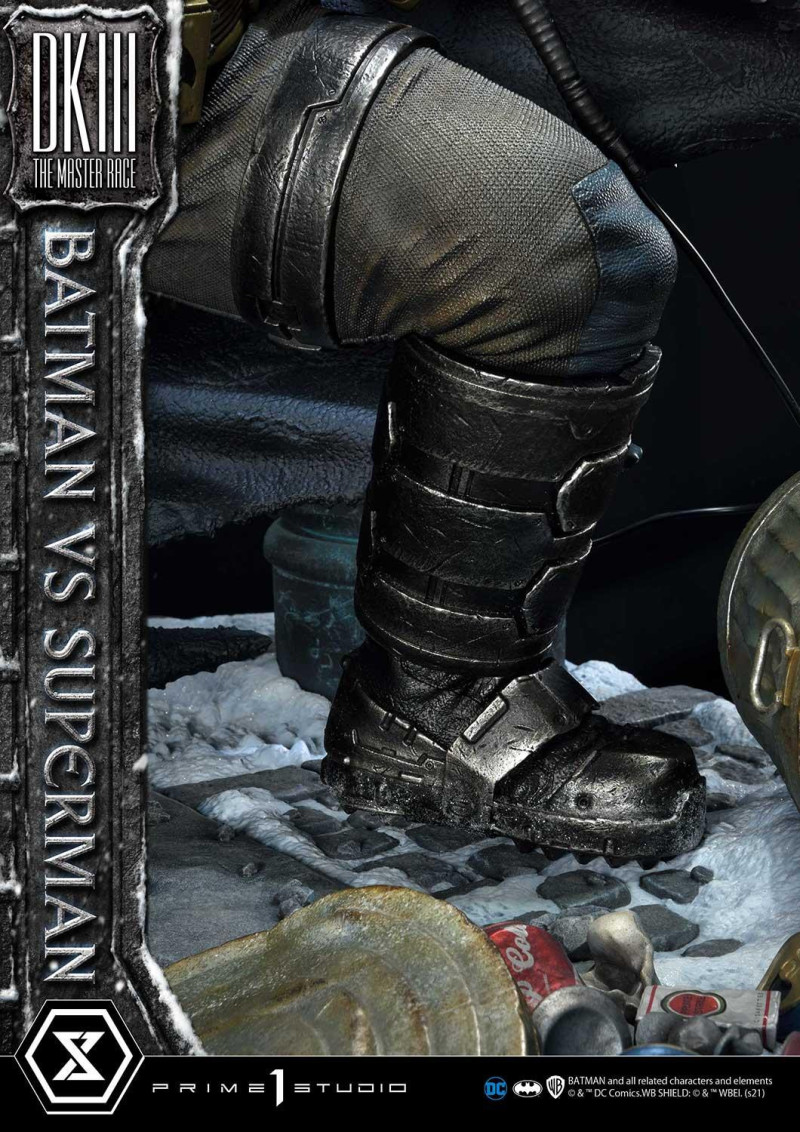 Prime 1 Studio《蝙蝠俠：黑暗騎士歸來》蝙蝠俠大戰超人（バットマンVSスーパーマン）1/3 比例全身雕像 普通版/DX版