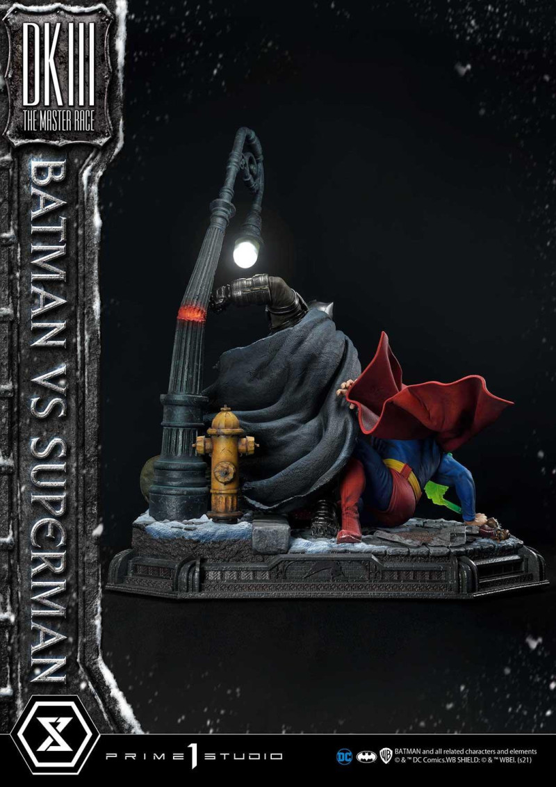 Prime 1 Studio《蝙蝠俠：黑暗騎士歸來》蝙蝠俠大戰超人（バットマンVSスーパーマン）1/3 比例全身雕像 普通版/DX版