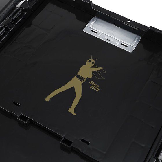 PLEX《假面騎士》生誕 50 周年記念折疊收納箱 收藏經典回憶！