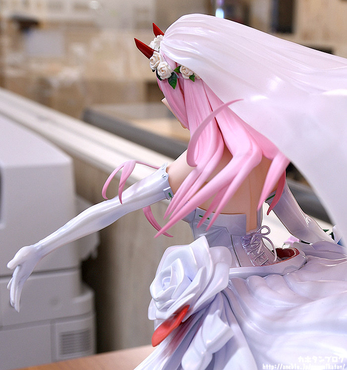 02我婆!GSC《DARLING in the FRANXX》02 For My Darling 結婚禮服 1/7 比例模型