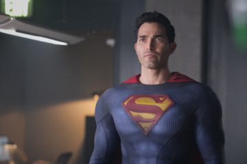 DC影集《超人與露易絲》下半季劇照釋出　《綠箭俠》約翰狄格爾再度回歸綠箭宇宙擔任執導