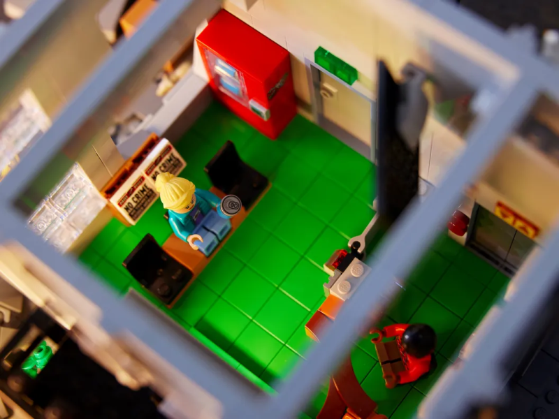 LEGO 76178 MARVEL【號角日報】Daily Bugle 高達 82 公分的超猛大廈 豪華人偶陣容堪稱蜘蛛宇宙大集合!