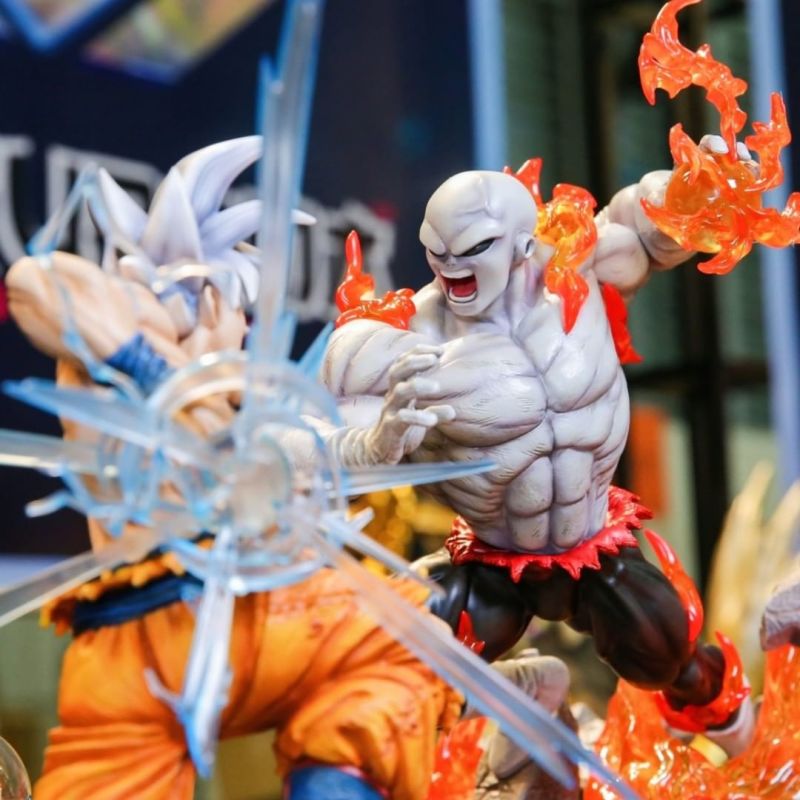 Figurama Collectors《七龍珠超》悟空vs吉連 1/6比例雕像 替換上身完整重現力量大會對決！