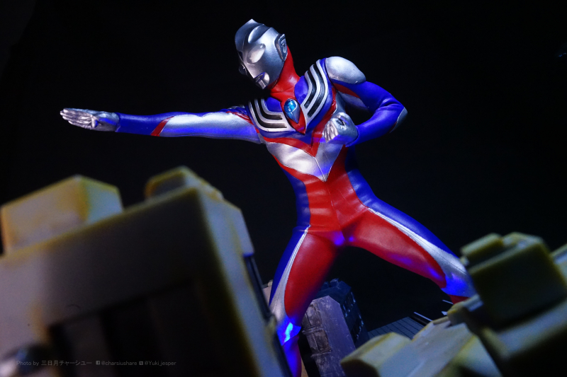 『開箱』超人迪加迷必入手的景品～就快比大家所忘記的型態～！--ULTRAMAN TIGA BLAST英雄勇像『 JESPER叉燒HOBBY廢話開箱』