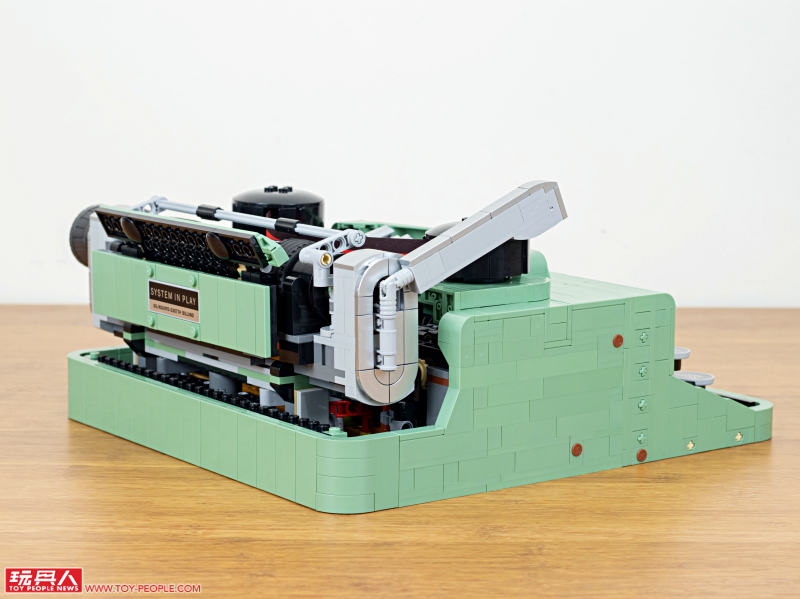 LEGO 21327 Ideas 系列【打字機】Typewriter 開箱報告 兼具優美外型與操作體驗的復古經典!