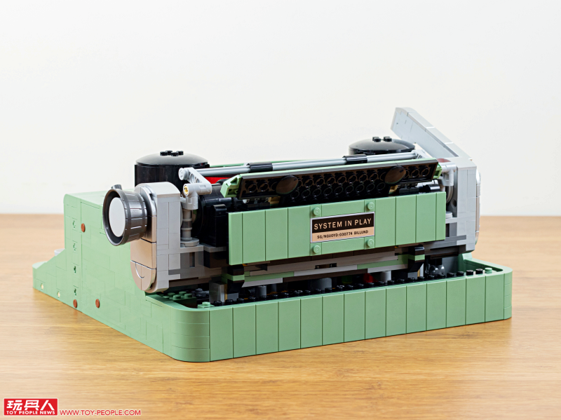 LEGO 21327 Ideas 系列【打字機】Typewriter 開箱報告 兼具優美外型與操作體驗的復古經典!