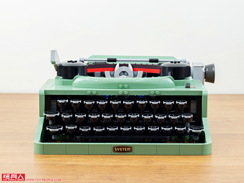 LEGO 21327 Ideas 系列【打字機】Typewriter 開箱報告 兼具優美外型與操作體驗的復古經典!