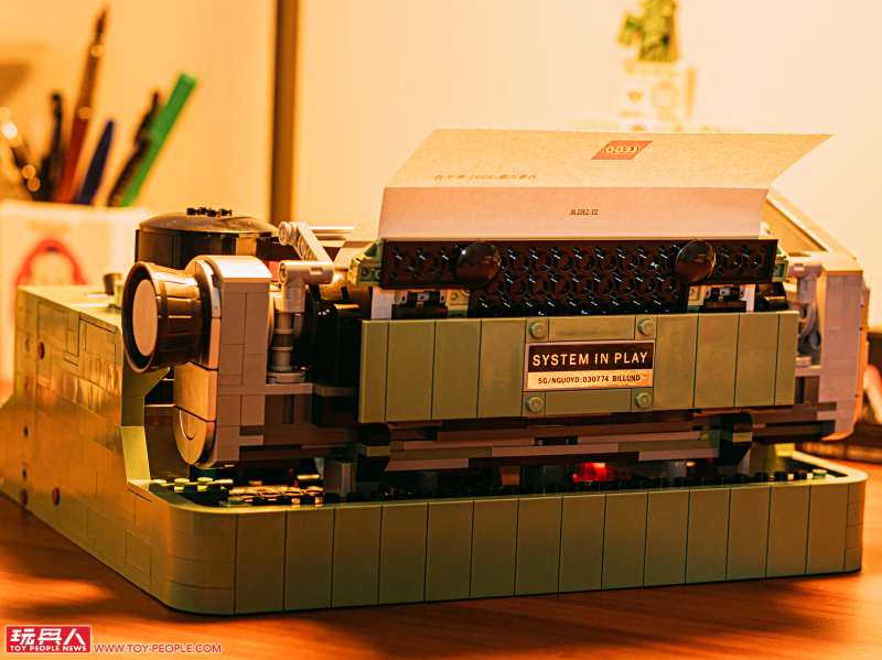 LEGO 21327 Ideas 系列【打字機】Typewriter 開箱報告 兼具優美外型與操作體驗的復古經典!