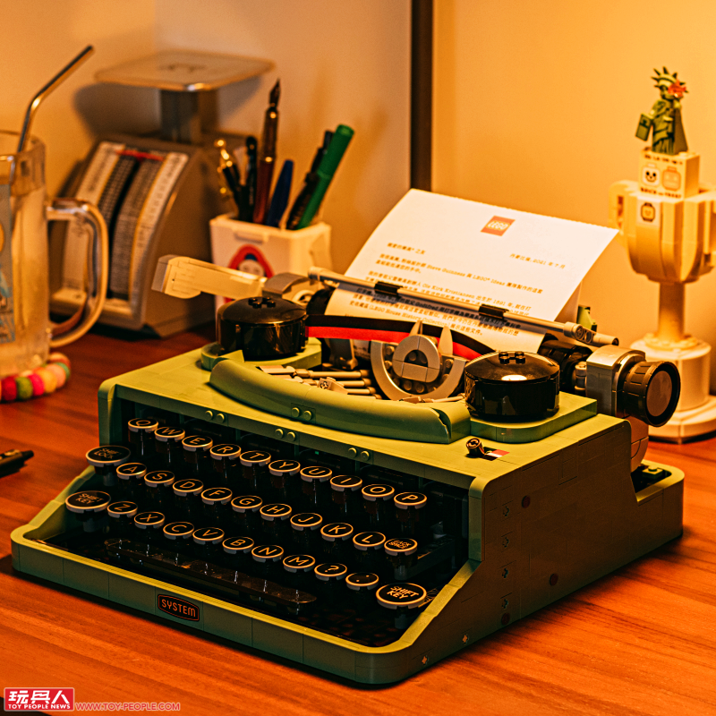 LEGO 21327 Ideas 系列【打字機】Typewriter 開箱報告 兼具優美外型與操作體驗的復古經典!