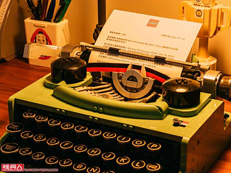 LEGO 21327 Ideas 系列【打字機】Typewriter 開箱報告 兼具優美外型與操作體驗的復古經典!