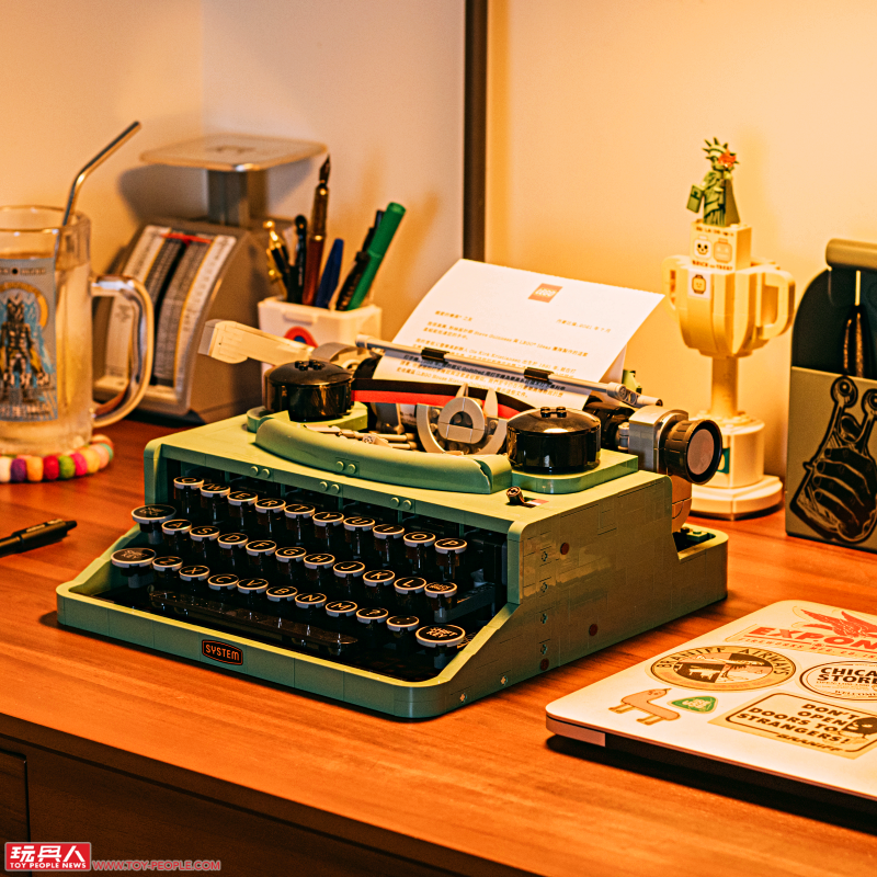LEGO 21327 Ideas 系列【打字機】Typewriter 開箱報告兼具優美外型與 