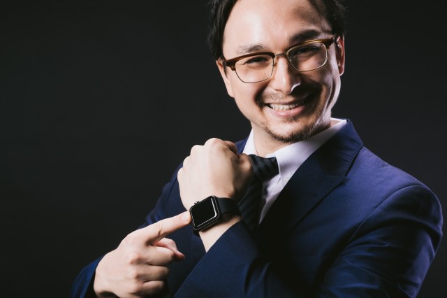 遠端工作「一招解決公司追蹤」！耍廢專用手錶攻略法，再也不怕主管查勤？