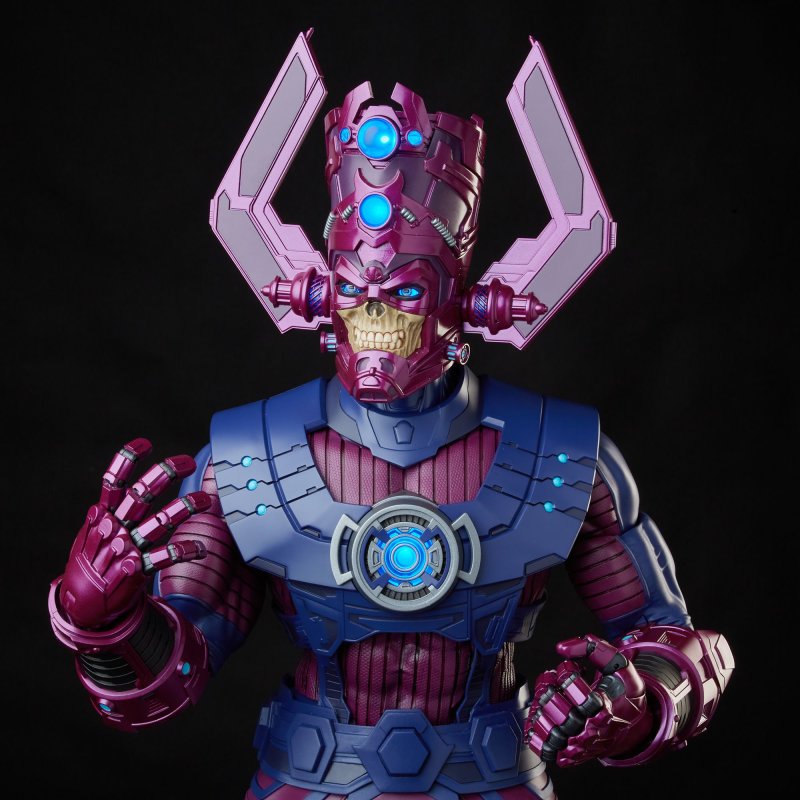 Hasbro 漫威傳奇系列【行星吞噬者】Galactus 高度突破 80 公分的超重量級可動人偶,襲來!