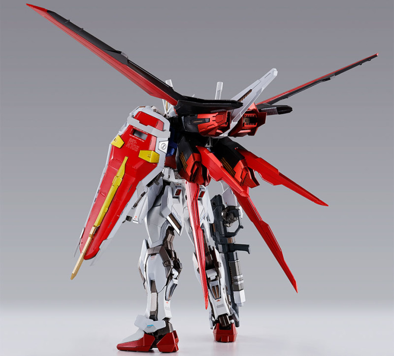 MB系列十周年紀念版『攻擊鋼彈 / 翔翼型裝備 METAL BUILD 10th Ver.』08 月發售！